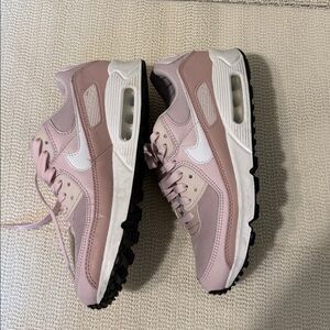 Nike Air Max 90 sneakers 8.5 Women’s